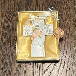 Madonna with Child Cross